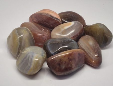 Agat otoczak brązowy