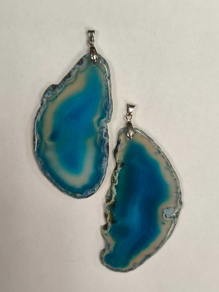 Agat plaster niebieski zawieszka