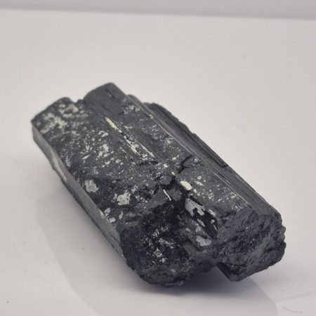 Turmalin czarny surowy 1