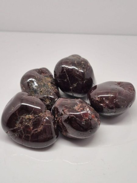 Granat otoczaki duże