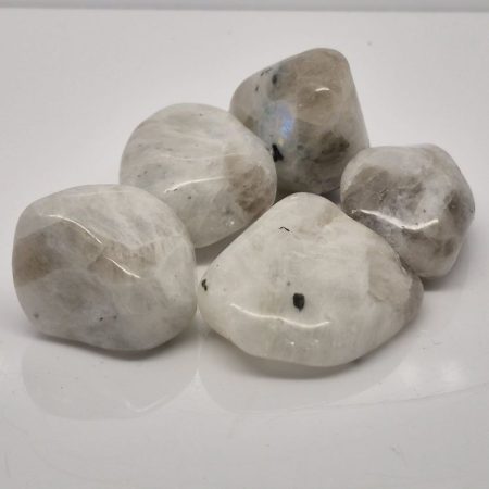 Kamień księżycowy otoczaki