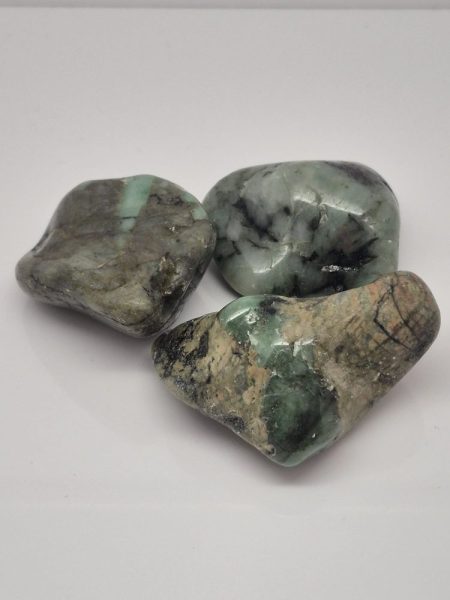 Szmaragd otoczaki duże